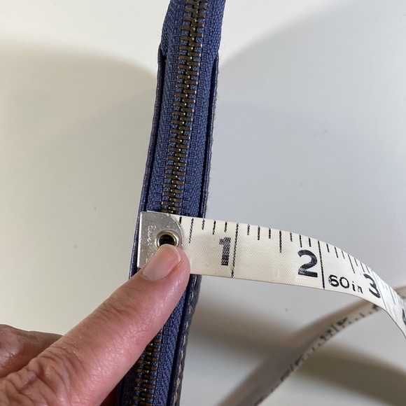 CLARKS Leather Wristlet Metallic Purple - Picture 10 of 10